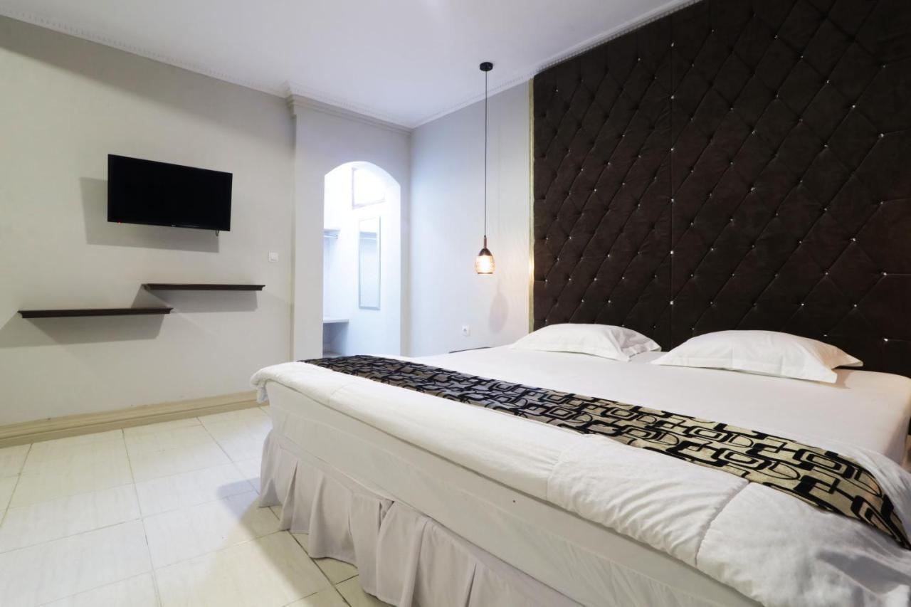 Hotel Andalus Giacarta Esterno foto