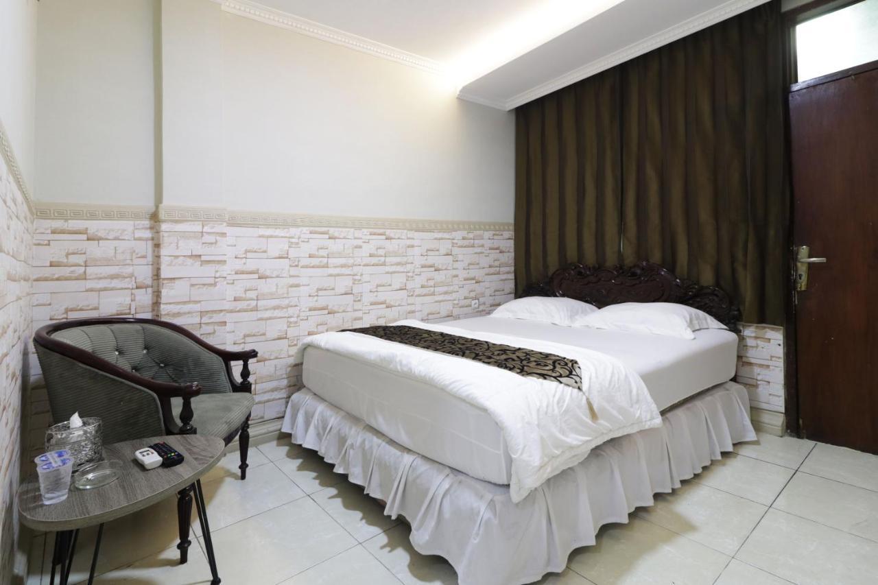 Hotel Andalus Giacarta Esterno foto